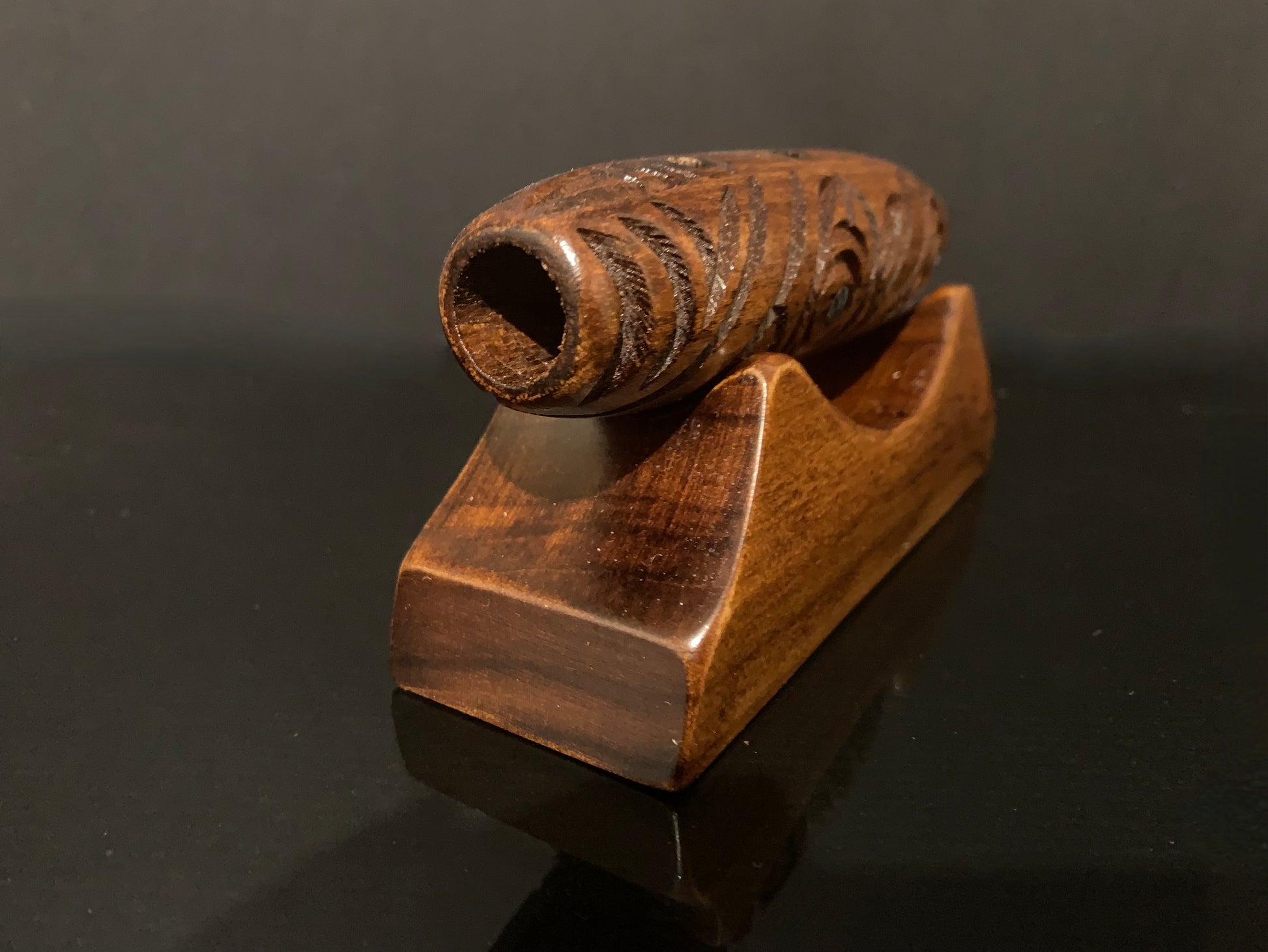 mouthpiece view of Koauau flute carved in New Zealand and available from Silver Fern Gallery