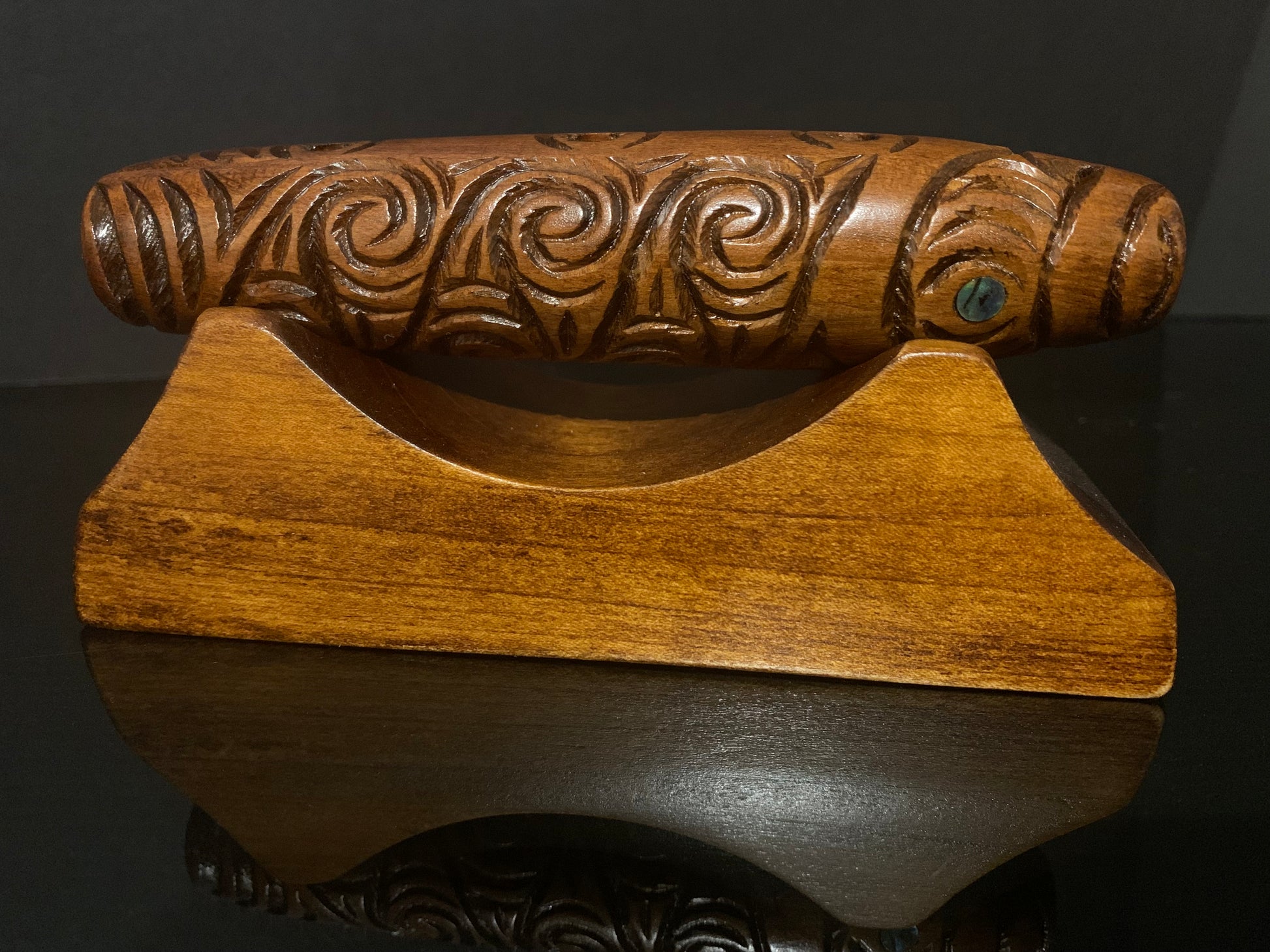 Koauau flute carved in New Zealand and available from Silver Fern Gallery