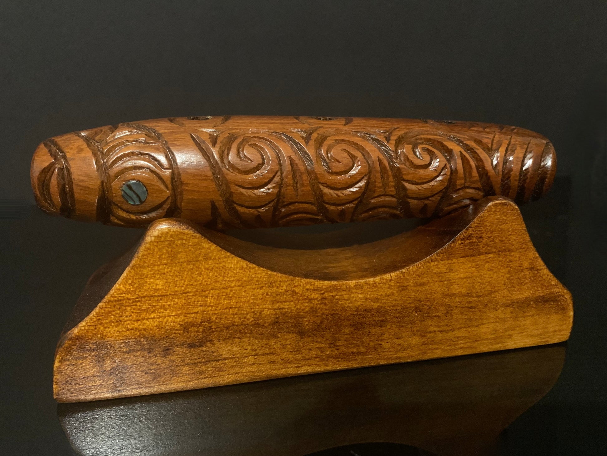 Koauau flute carved in New Zealand and available from Silver Fern Gallery Queenstown