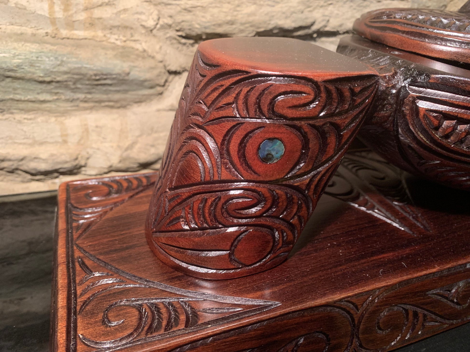 end carving of Maori large papa hou carved in New Zealand and available from Silver Fern Gallery