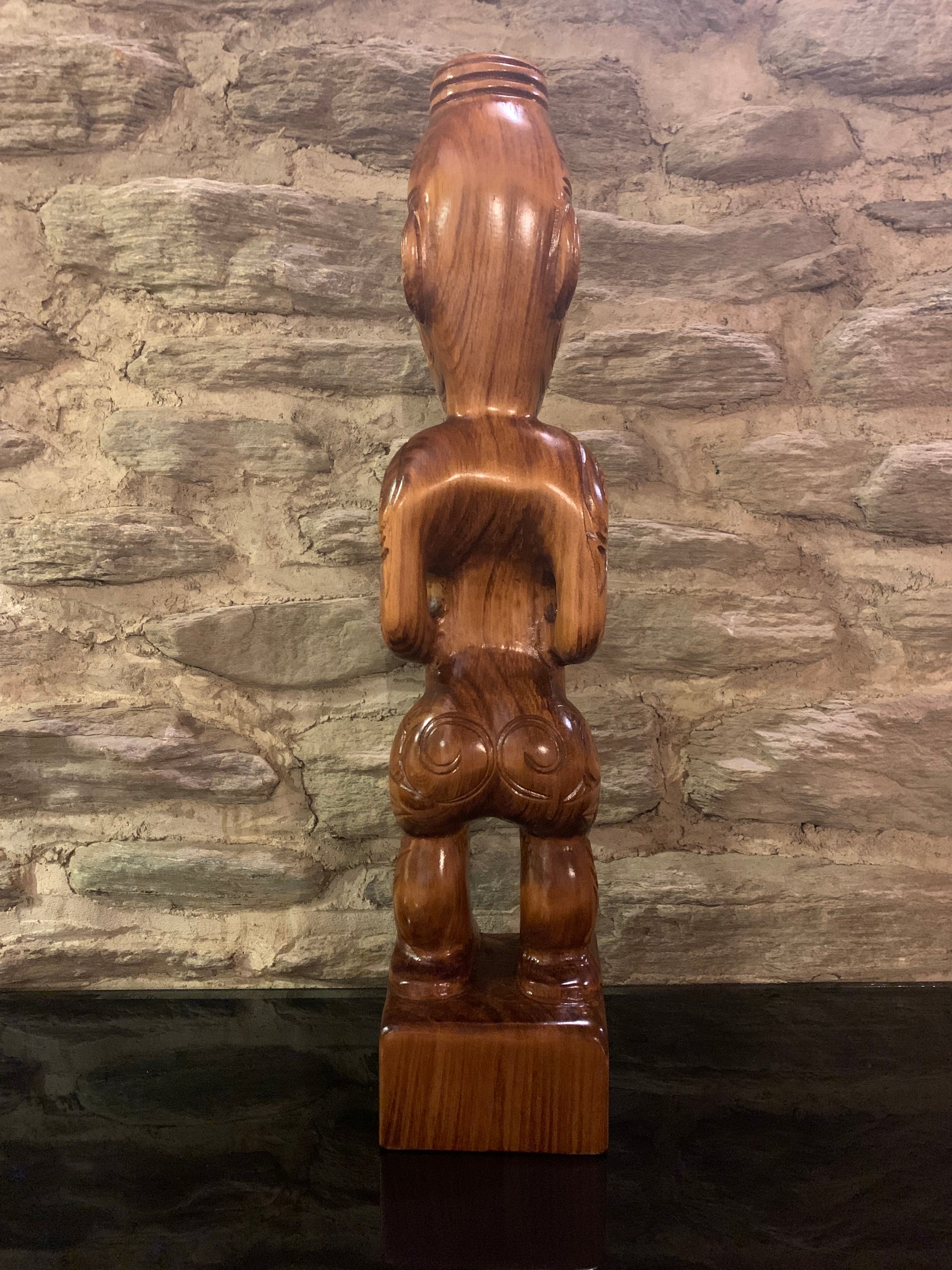 back view of New Zealand Maori Teko Teko Wood Carving by Wood Masters Silver Fern Gallery