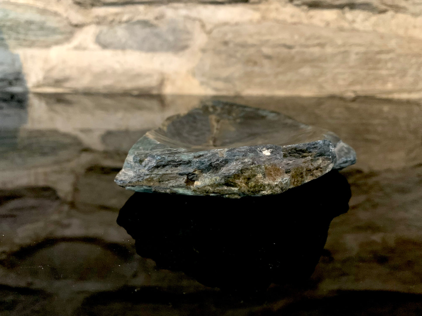 Pounamu Ipu Kohatu (bowl) by Alex Sands