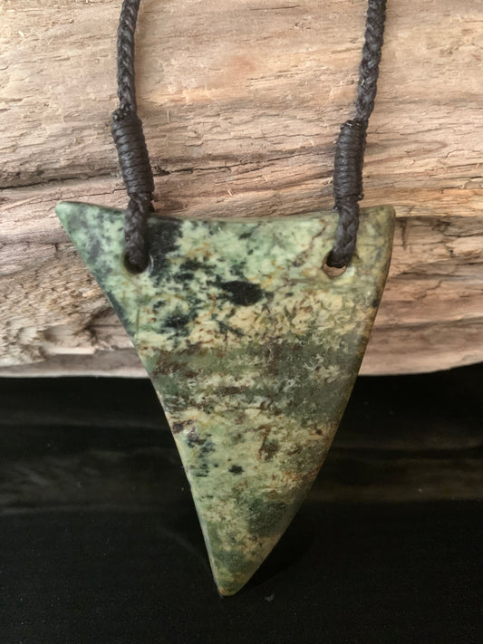 Pounamu Rei Niho Pendant 60mm - by Alex Sands